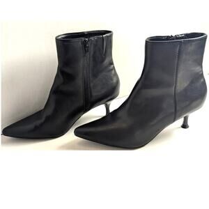Rachel Zoe pointed toe hard zip up ankle boots
